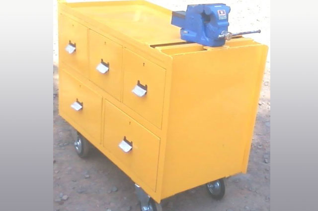 Maintenance Trolley Five Box with Vice